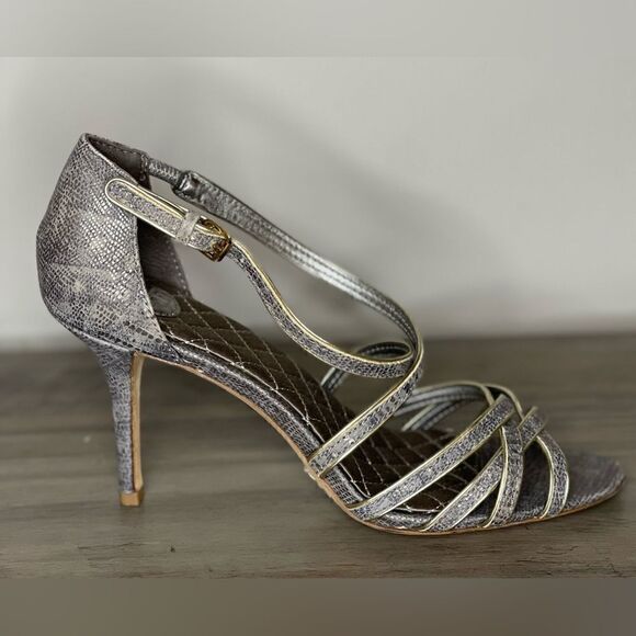 Tory Burch Leather D'Orsay Pumps - Picture 5 of 13